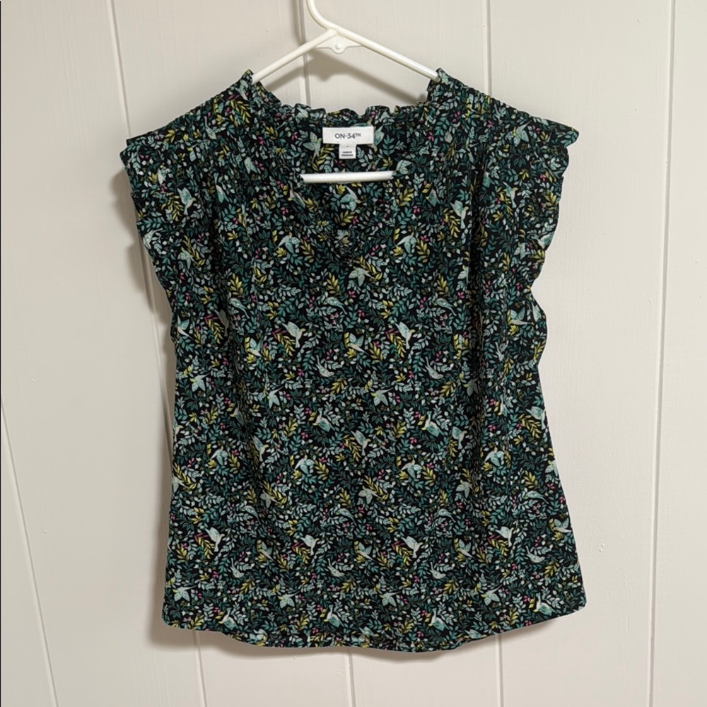 Fitted Green Cap Sleeve Ruffled Blouse